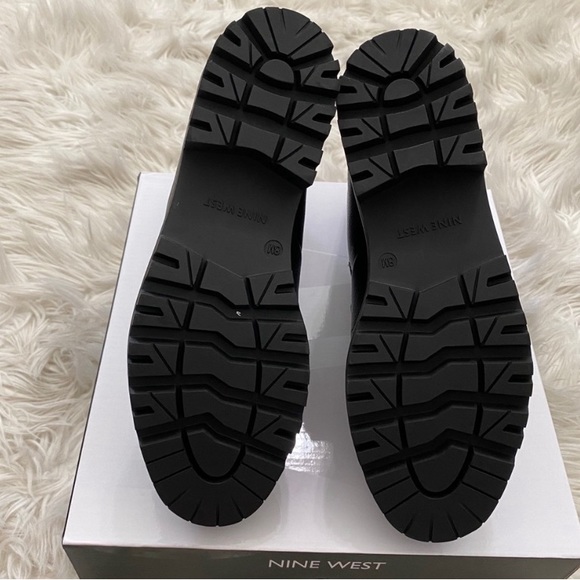 NIB Never worn!  NINE WEST WEATON 3 Ladies black ankle boots!  Size 8. - Picture 6 of 11